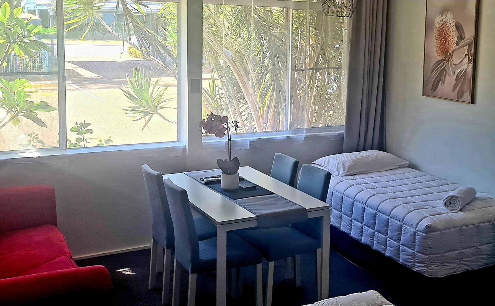 Golden Sands Motor Inn Forster Dış mekan fotoğraf